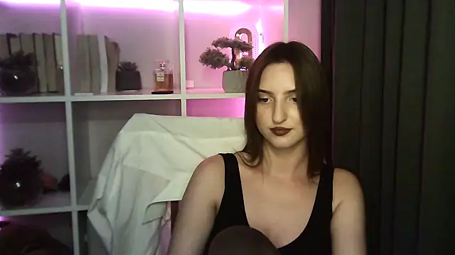 X Alisa online show from 09.10.25