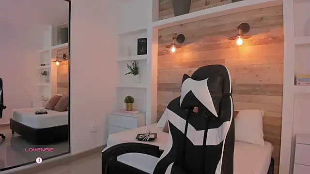 candy summer28 online show from 01.17.26