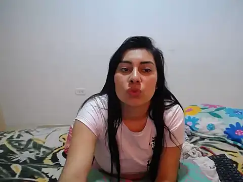 Snapshot of _katerin_love1 chatting on 11.22.25 katerin love1 online show from 11.22.25