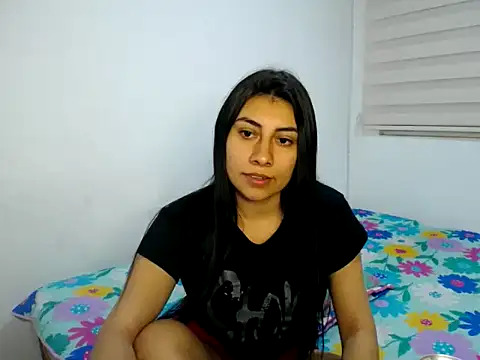 Snapshot of _katerin_love1 chatting on 01.08.26 katerin love1 online show from 01.08.26