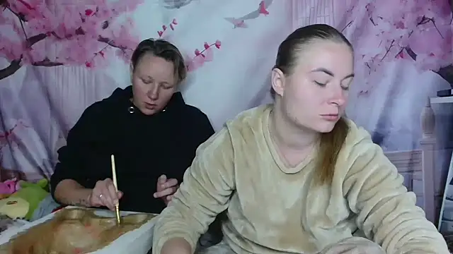 ElenaMaeer online show from 09.25.25