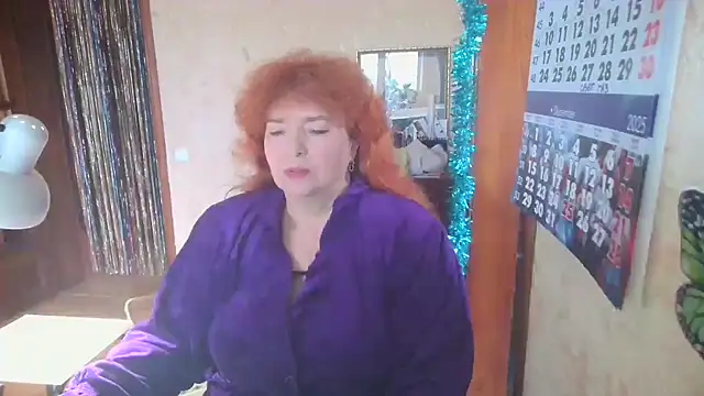 Snapshot of LadaXMay chatting on 11.17.25 LadaXMay online show from 11.17.25