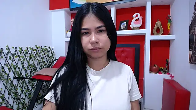 Letty Plugxo online show from 01.11.26