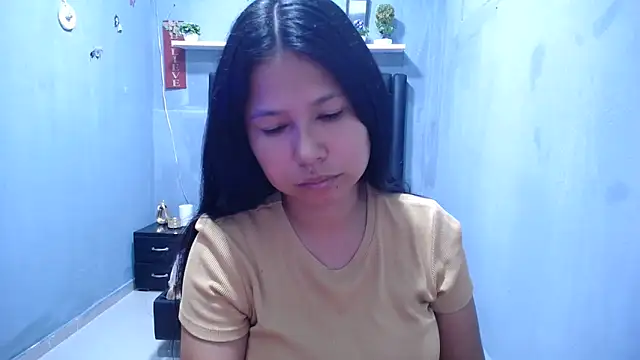 Letty Plugxo online show from 04.23.26