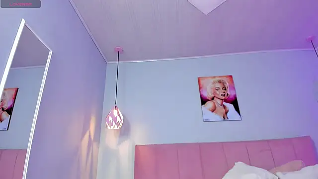 Snapshot of ScarletGV chatting on 01.13.25 ScarletGV online show from 01.13.25