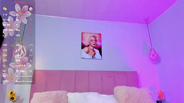 Snapshot of ScarletGV chatting on 01.13.25 ScarletGV online show from 01.13.25