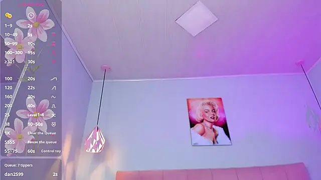 Snapshot of ScarletGV chatting on 01.31.25 ScarletGV online show from 01.31.25