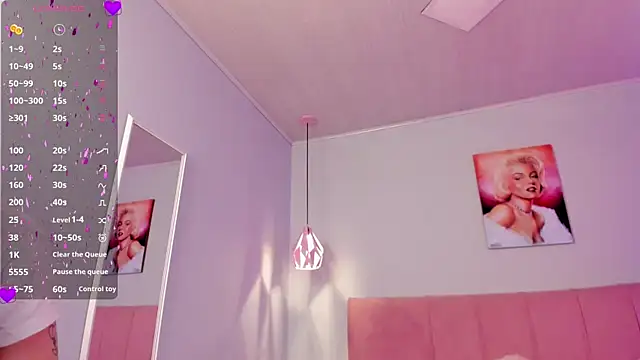 Snapshot of ScarletGV chatting on 03.01.25 ScarletGV online show from 03.01.25