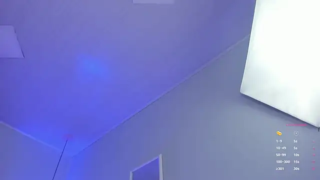 Snapshot of ScarletGV chatting on 10.29.25 ScarletGV online show from 10.29.25