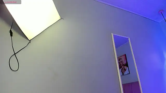 Snapshot of ScarletGV chatting on 02.27.26 ScarletGV online show from 02.27.26