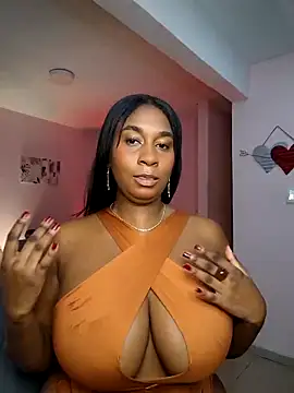 HanaThompson online show from 05.06.26