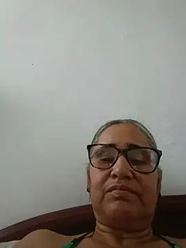 Snapshot of _candi chatting on 06.29.26 candi online show from 06.29.26
