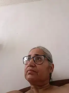 Snapshot of _candi chatting on 07.15.26 candi online show from 07.15.26