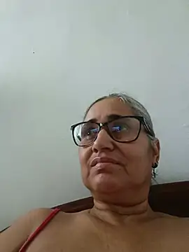 Snapshot of _candi chatting on 07.17.26 candi online show from 07.17.26