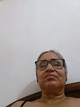 Snapshot of _candi chatting on 07.18.26 candi online show from 07.18.26