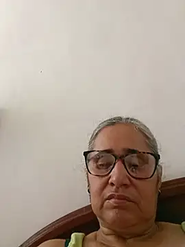 Snapshot of _candi chatting on 07.23.26 candi online show from 07.23.26