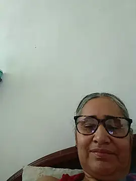 Snapshot of _candi chatting on 07.28.26 candi online show from 07.28.26