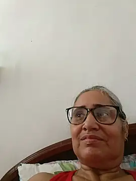 Snapshot of _candi chatting on 08.01.26 candi online show from 08.01.26