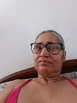 Snapshot of _candi chatting on 08.04.26 candi online show from 08.04.26