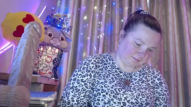 amorelara online show from 04.22.26