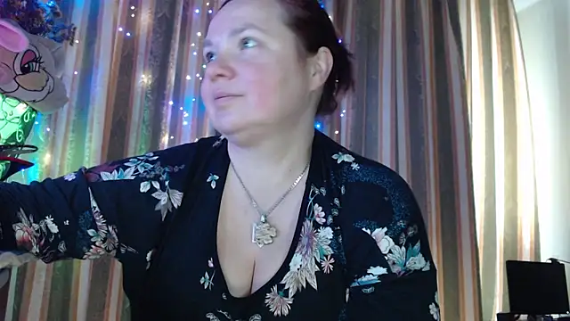 Snapshot of amorelara chatting on 05.14.26 amorelara online show from 05.14.26