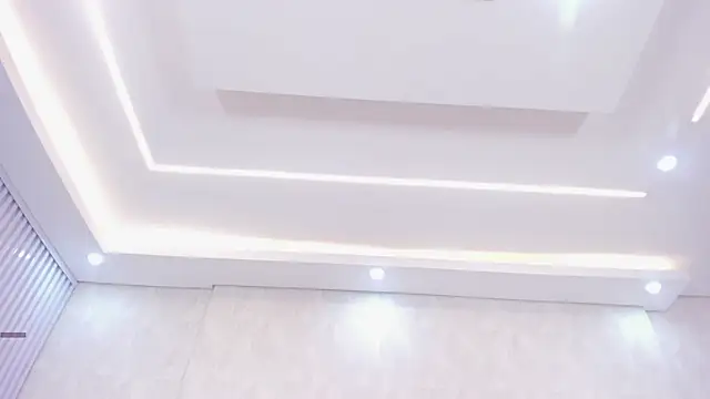im nahomi online show from 07.07.26