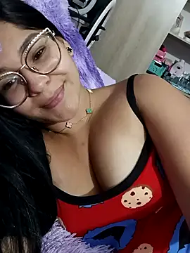 Snapshot of Prins_jazmin chatting on 06.04.26 Prins jazmin online show from 06.04.26
