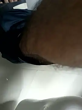 Snapshot of john10_singh chatting on 10.18.25 john10 singh online show from 10.18.25