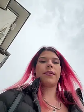 RiriRoseey online show from 10.26.25