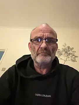 Snapshot of Shyboy817 chatting on 02.08.26 Shyboy817 online show from 02.08.26