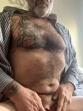 Snapshot of Shyboy817 chatting on 02.16.26 Shyboy817 online show from 02.16.26