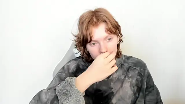 StellaDavis online show from 02.06.26