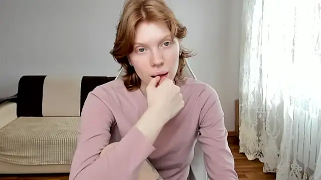 StellaDavis online show from 04.21.26
