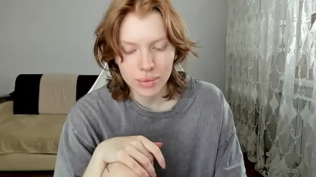 StellaDavis online show from 05.12.26