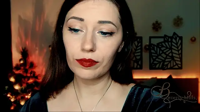 MissBeverlyMills online show from 12.19.24