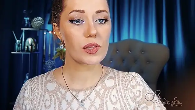 MissBeverlyMills online show from 05.05.26