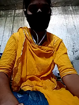 Snapshot of Anushka_Ji chatting on 03.12.25 Anushka Ji online show from 03.12.25