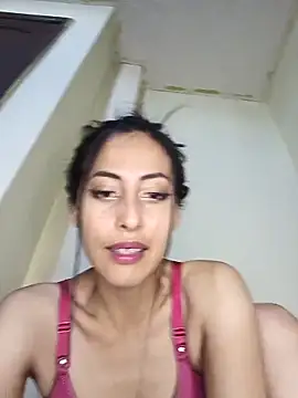 Snapshot of Anahi_cake chatting on 02.26.25 Anahi cake online show from 02.26.25