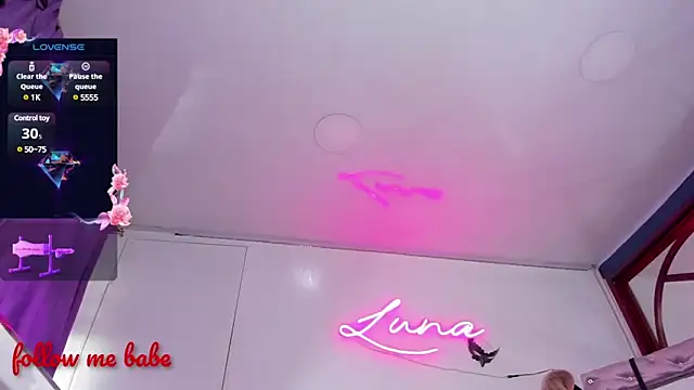 Snapshot of Lina23_ chatting on 02.10.25 Lina23  online show from 02.10.25