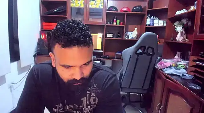 Snapshot of Drako_Argentii chatting on 12.12.24 Drako Argentii online show from 12.12.24