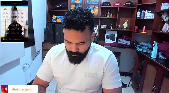 Snapshot of Drako_Argentii chatting on 01.04.25 Drako Argentii online show from 01.04.25