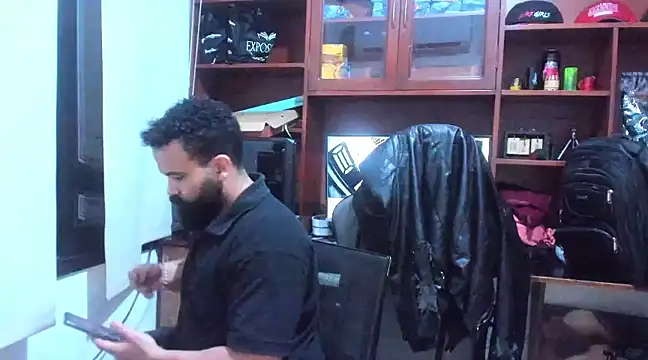 Snapshot of Drako_Argentii chatting on 01.29.25 Drako Argentii online show from 01.29.25