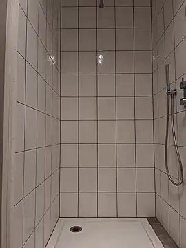 Snapshot of tijdelijk7 chatting on 12.30.24 tijdelijk7 online show from 12.30.24