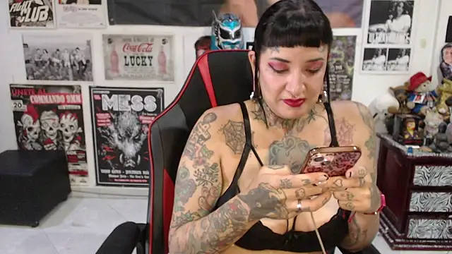 Rollyderolandia666 online show from 11.28.25