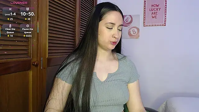 sofiaduque 26 online show from 04.26.26