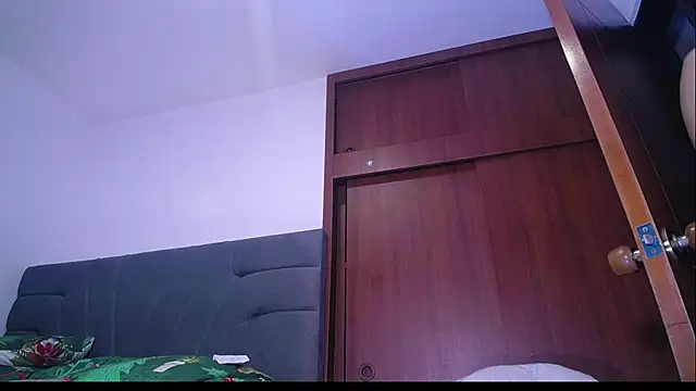 Yinn Silver online show from 11.21.25