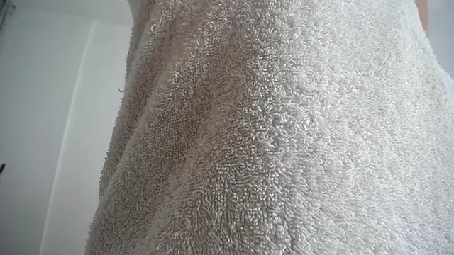 Contantin helena online show from 11.21.25