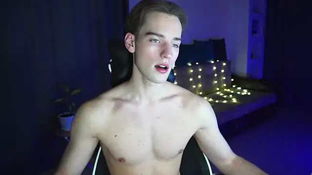 Snapshot of Litmate chatting on 11.20.25 Litmate online show from 11.20.25