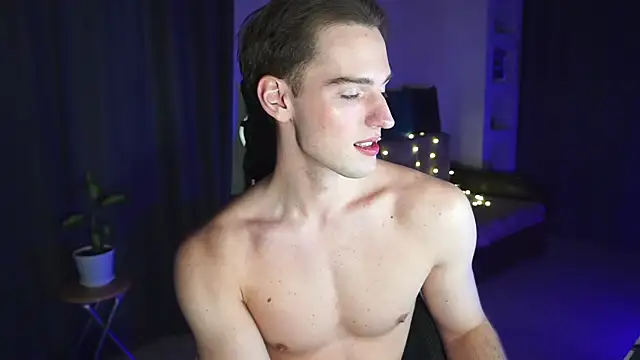 Snapshot of Litmate chatting on 11.27.25 Litmate online show from 11.27.25