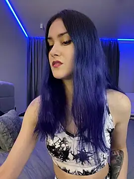 Erotic Synth Goddess online show from 01.06.25